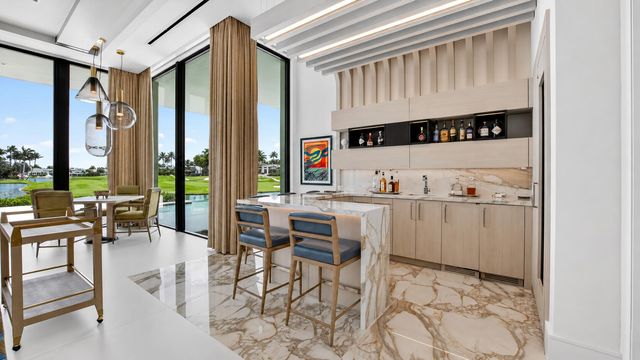 6960 Lake Estates Court, Boca Raton, FL 33496