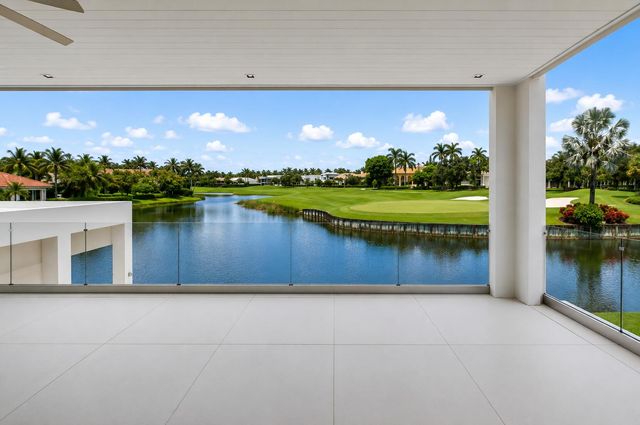 6960 Lake Estates Court, Boca Raton, FL 33496