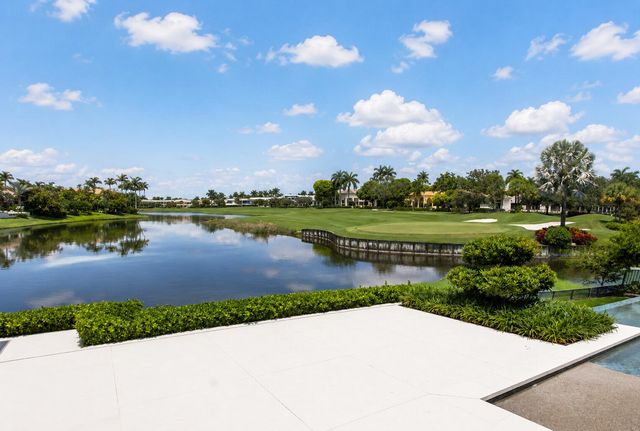 6960 Lake Estates Court, Boca Raton, FL 33496