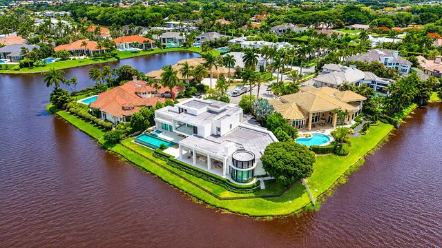 6960 Lake Estates Court, Boca Raton, FL 33496