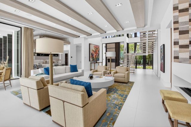 6960 Lake Estates Court, Boca Raton, FL 33496