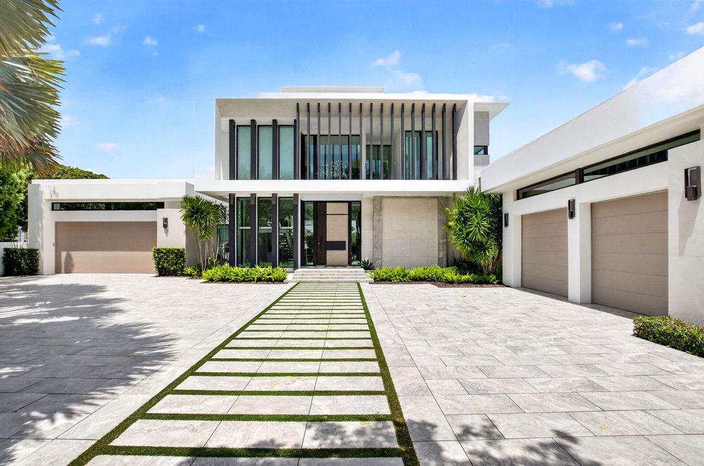 6960 Lake Estates Court, Boca Raton, FL 33496