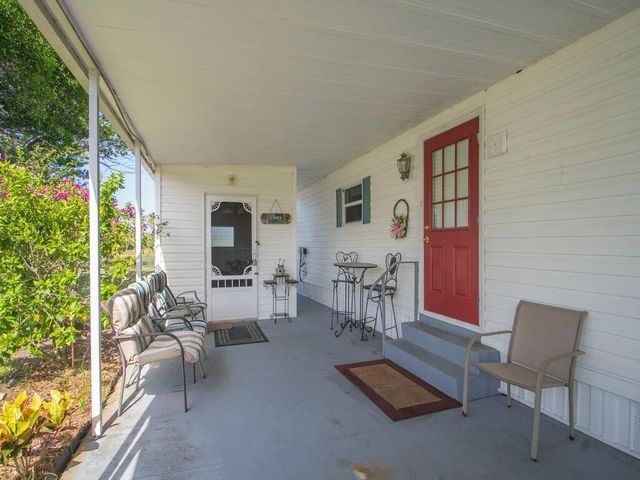 42 Village Lane, Jensen Beach, FL 34957