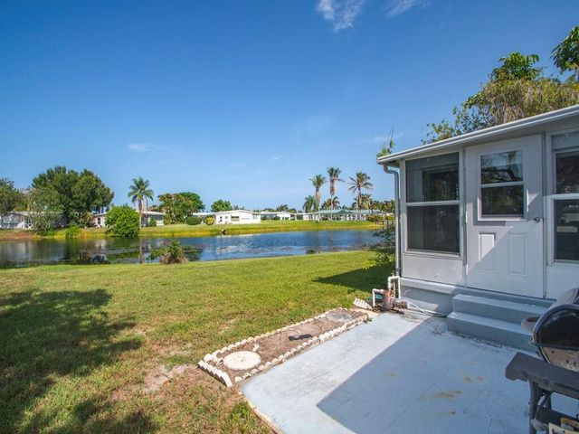 42 Village Lane, Jensen Beach, FL 34957
