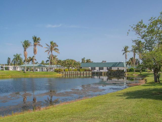 42 Village Lane, Jensen Beach, FL 34957