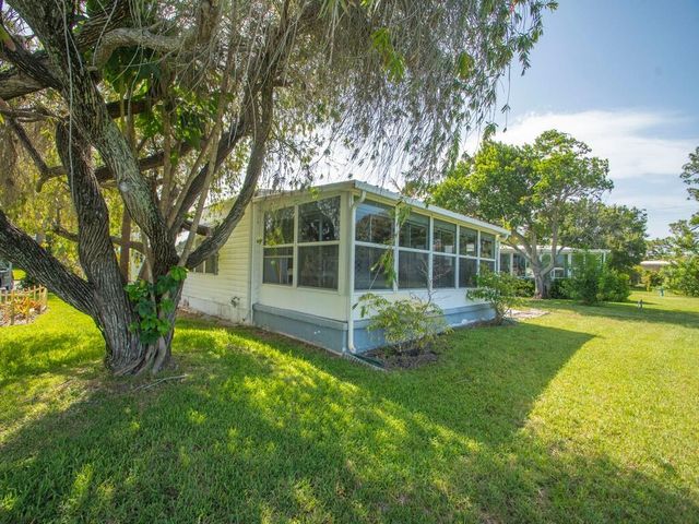 42 Village Lane, Jensen Beach, FL 34957