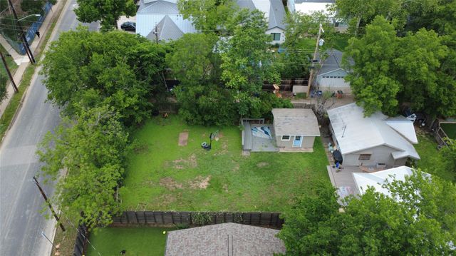 1916 W 37th ST, Austin, TX 78731