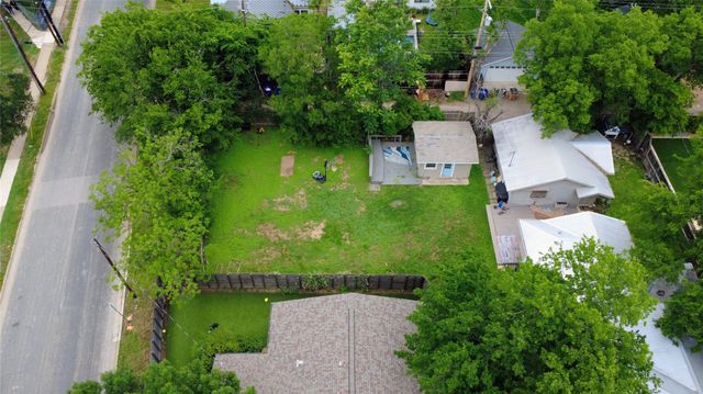 1916 W 37th ST, Austin, TX 78731