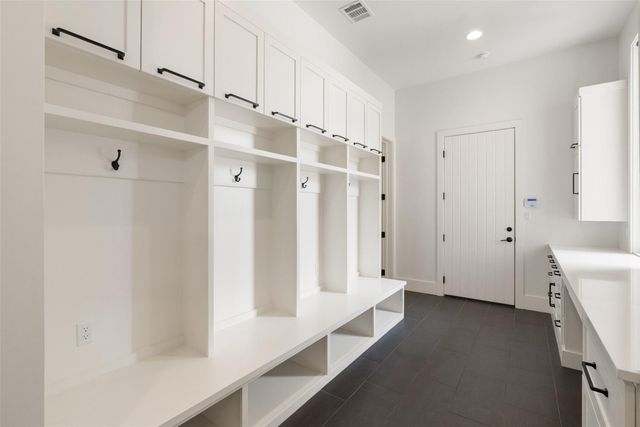 19101 Sean Avery PATH, Spicewood, TX 78669