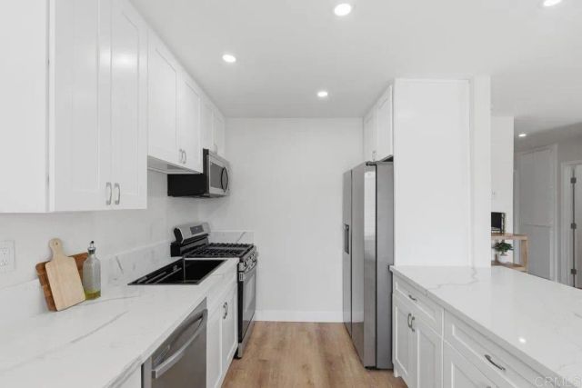 13754 Mango Drive 315, Del Mar, CA 92014