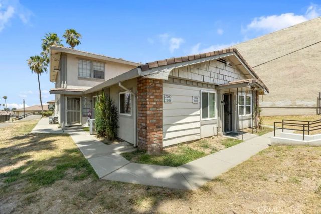 2004 Palm Avenue, Highland, CA 92346