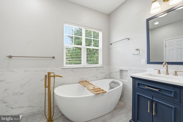10049 PENTLAND HILLS WAY, Bristow, VA 20136