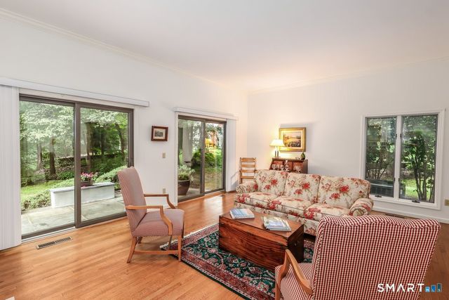5 Dry River Court, Redding, CT 06896