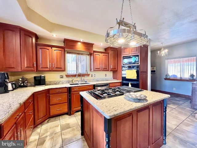 124 LONG BEND BEACH ROAD, Hopewell, PA 16650