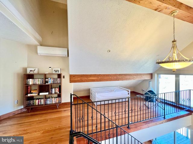 124 LONG BEND BEACH ROAD, Hopewell, PA 16650