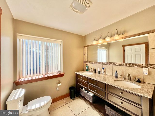 124 LONG BEND BEACH ROAD, Hopewell, PA 16650