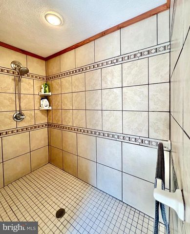 124 LONG BEND BEACH ROAD, Hopewell, PA 16650