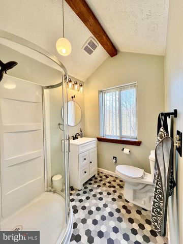 124 LONG BEND BEACH ROAD, Hopewell, PA 16650