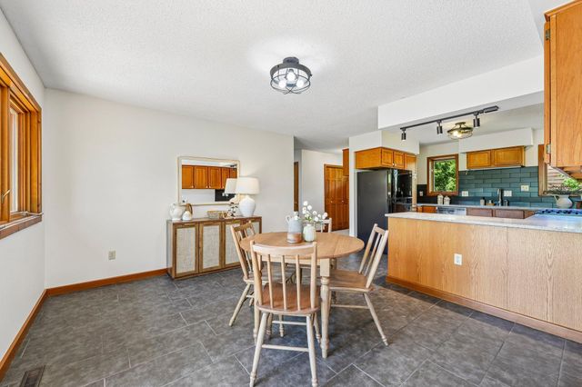 9040 152nd Street N, Hugo, MN 55038