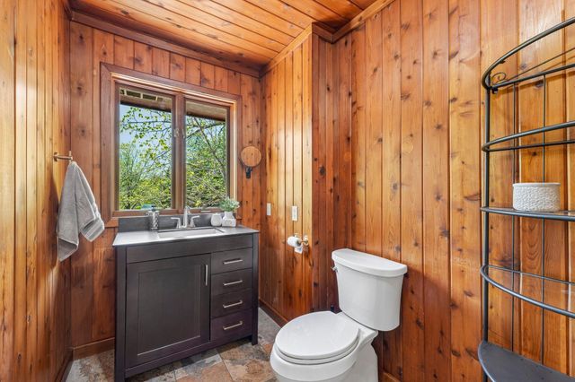 9040 152nd Street N, Hugo, MN 55038