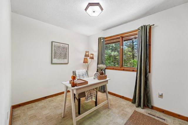 9040 152nd Street N, Hugo, MN 55038