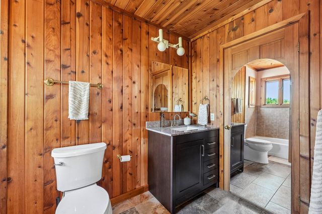 9040 152nd Street N, Hugo, MN 55038