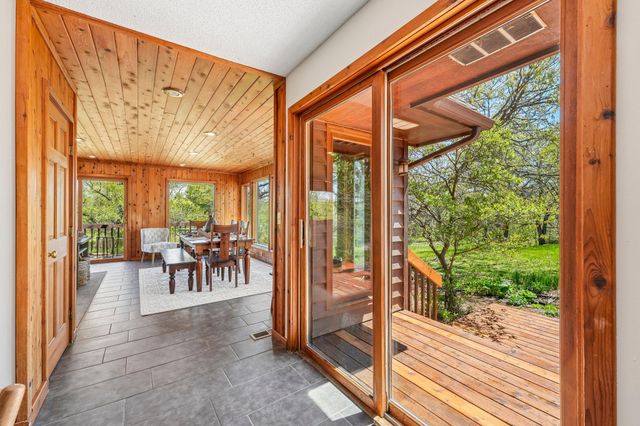 9040 152nd Street N, Hugo, MN 55038