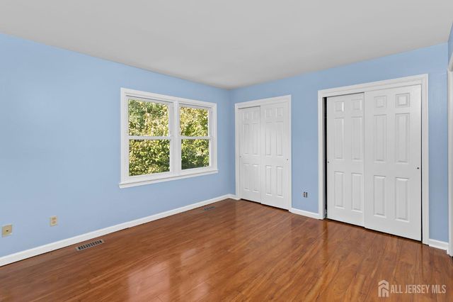 127 Baron Lane, East Brunswick, NJ 08816