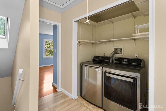 127 Baron Lane, East Brunswick, NJ 08816