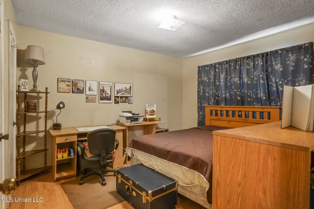 109 Charwood Drive, Poplarville, MS 39470
