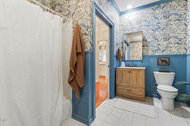 7530 Lead Mine Road 202, Raleigh, NC 27615