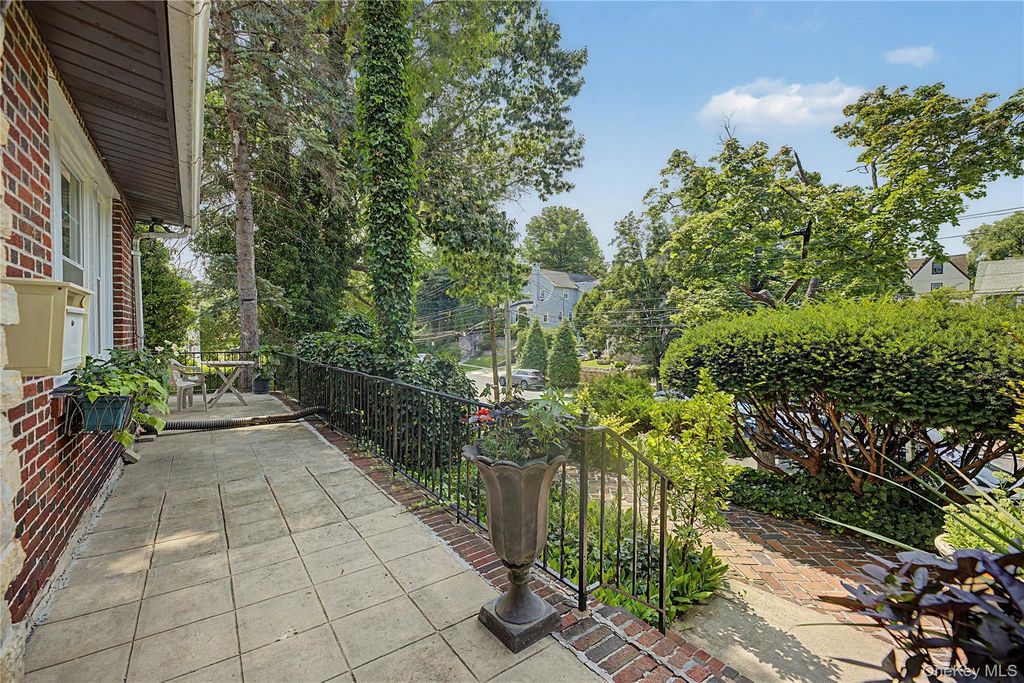 75 Sycamore Avenue, Mount Vernon, NY 10553 — photo 4