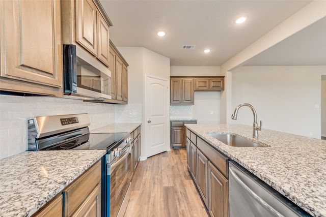 1245 Comal Lane, Springtown, TX 76082
