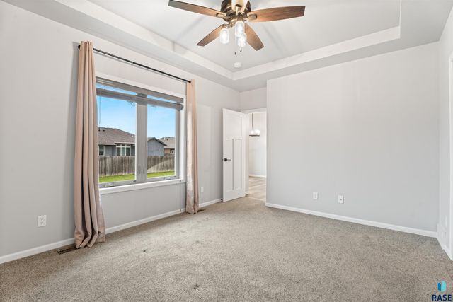 3620 E High Plains Cir Circle, Sioux Falls, SD 57108