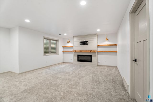 3620 E High Plains Cir Circle, Sioux Falls, SD 57108