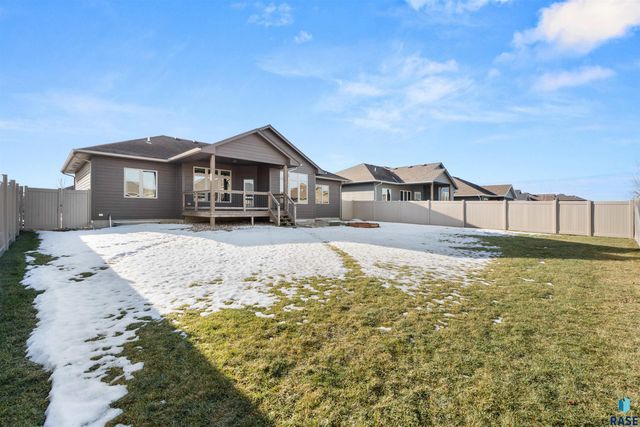 3620 E High Plains Cir Circle, Sioux Falls, SD 57108