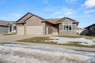 3620 E High Plains Cir Circle, Sioux Falls, SD 57108