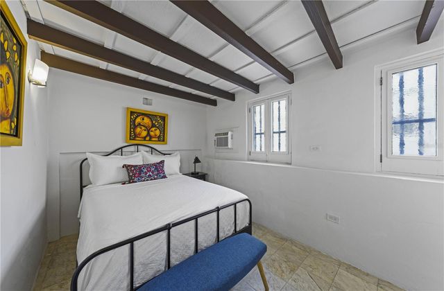 10 MCARTHUR STREET, San Juan, PR 00901