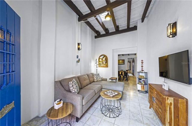 10 MCARTHUR STREET, San Juan, PR 00901