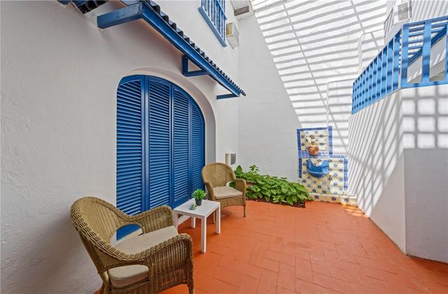 10 MCARTHUR STREET, San Juan, PR 00901