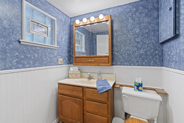 N9114 Cedar AVENUE, East Troy, WI 53120