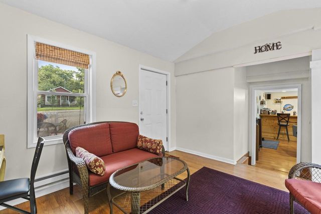 N9114 Cedar AVENUE, East Troy, WI 53120