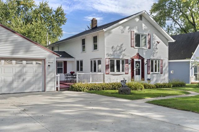 N9114 Cedar AVENUE, East Troy, WI 53120