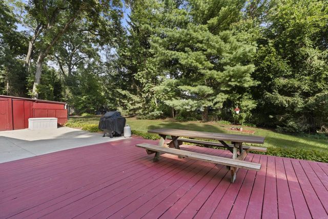 N9114 Cedar AVENUE, East Troy, WI 53120