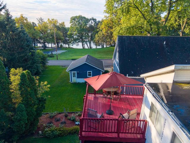 N9114 Cedar AVENUE, East Troy, WI 53120