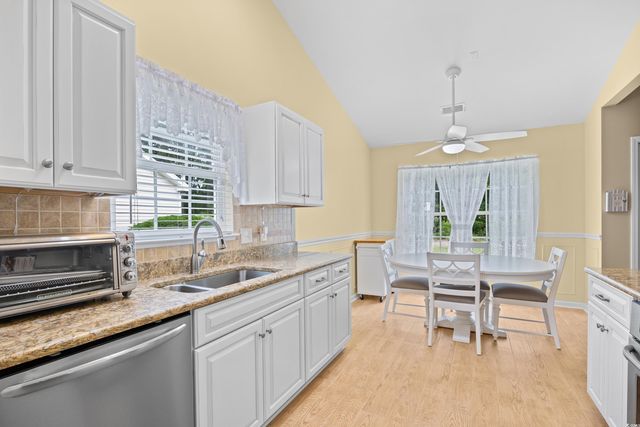 4554 Fringetree Dr., Murrells Inlet, SC 29576