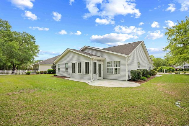 4554 Fringetree Dr., Murrells Inlet, SC 29576