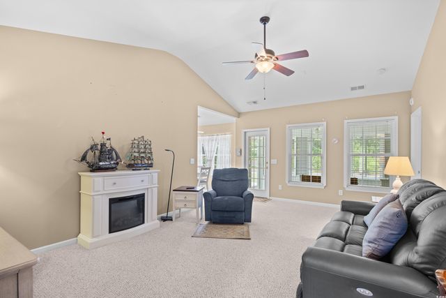 4554 Fringetree Dr., Murrells Inlet, SC 29576