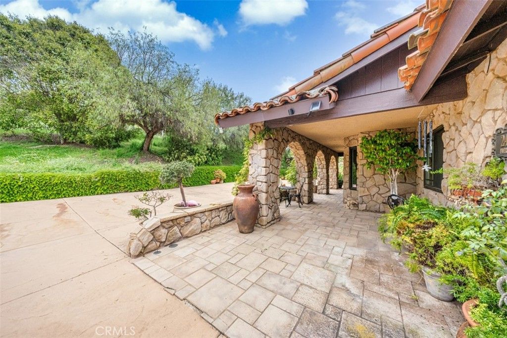24405 Fuerte Road, Temecula, CA 92590 — photo 4
