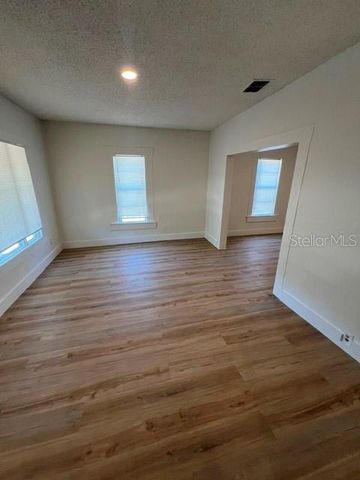 4204 N 29TH STREET, Tampa, FL 33610